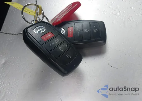 2021 Toyota Venza Xle from USA, damaged, VIN JTEAAAAH2MJ071353